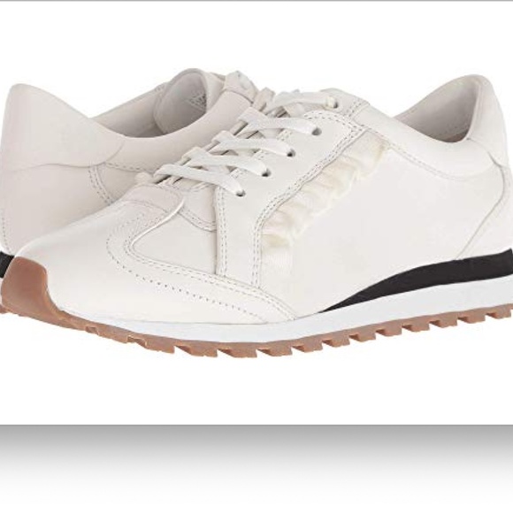 tory burch running shoes